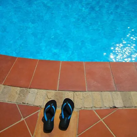 Con Piscina - Appartamentiflarida *